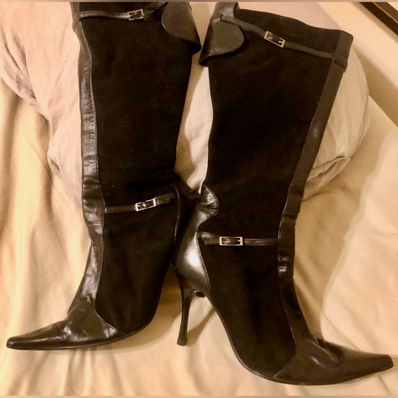 Ilasio Renzoni Women's Black Leather/Suede Point Toe Boots - Picture 8 of 8